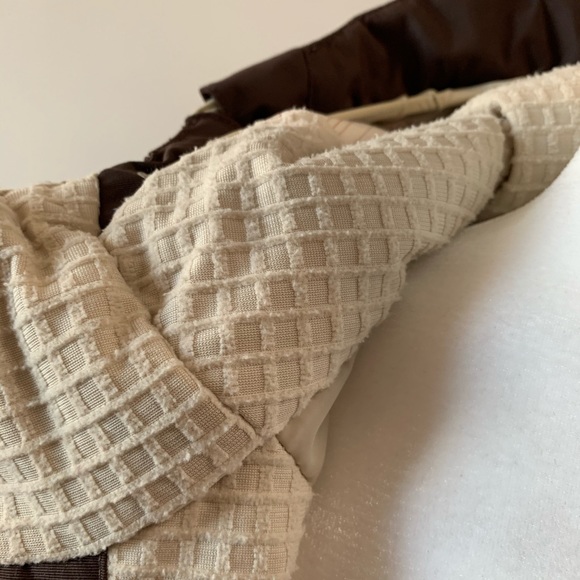 Sepia brown winter jacket. - Picture 15 of 16